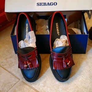 Sebago leather loafer NIB never worn 9